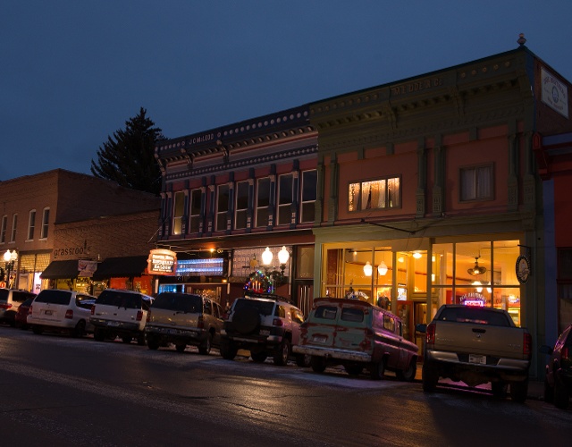 Mainstreet Philipsburg at night